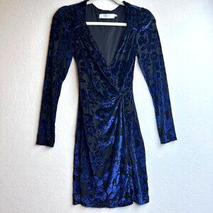 ASTR Blue Dark Floral Velvet Wrap Dress Womens XS Whimsigoth Romantic Vampira